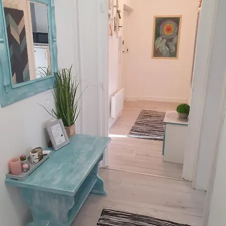 Biczok Apartman Apartment *
